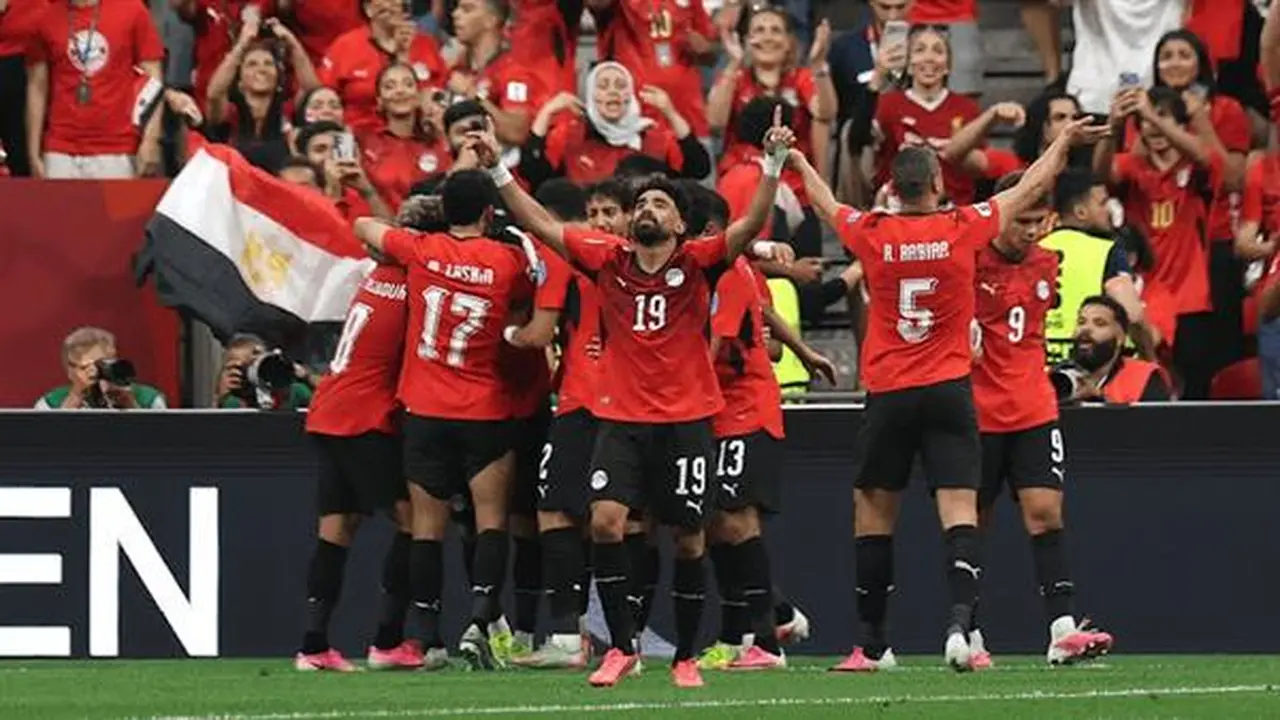 متى يلتقي منتخب مصر مع أستراليا في دور الـ 32 من المونديال؟